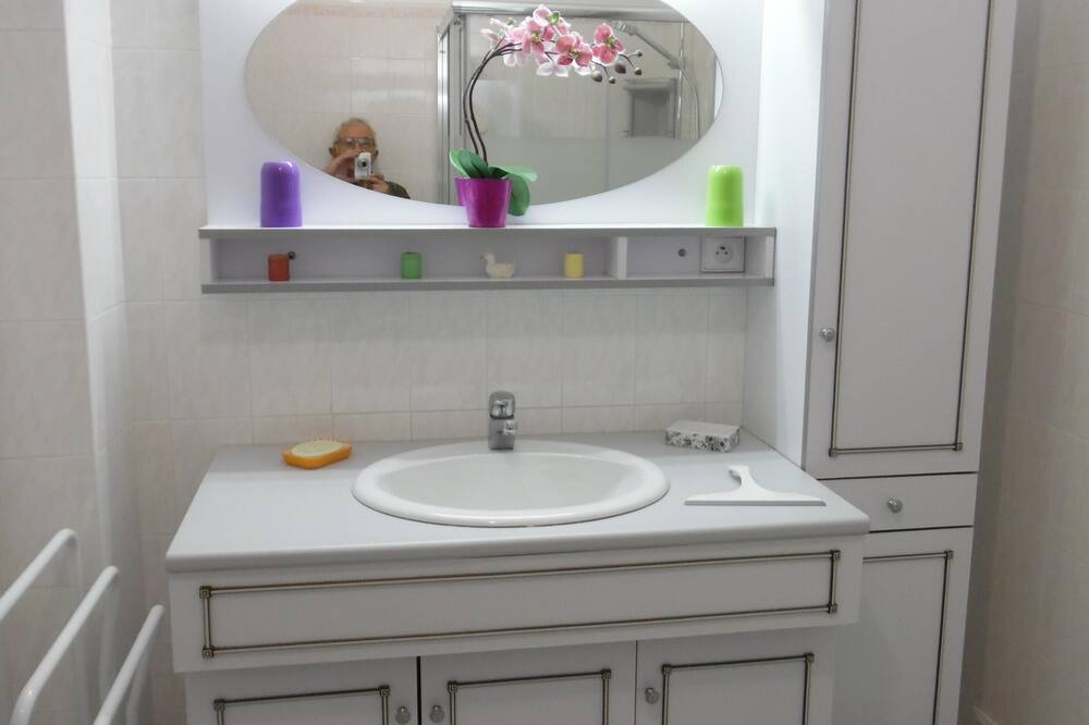 Photo of Bathroom in Saint-Jeannet