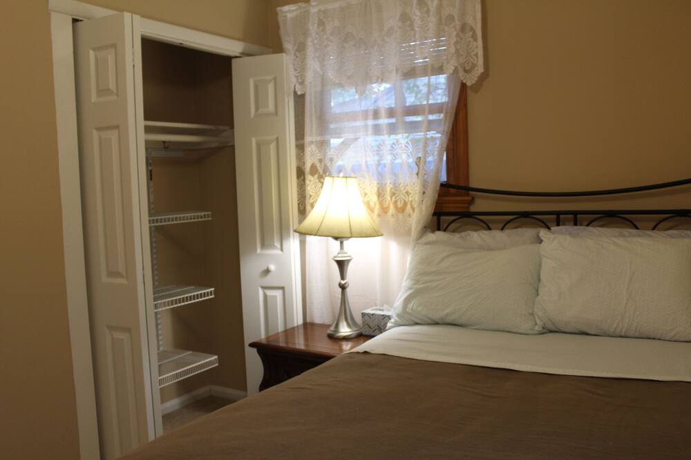 Photo of Bedroom in Rockville
