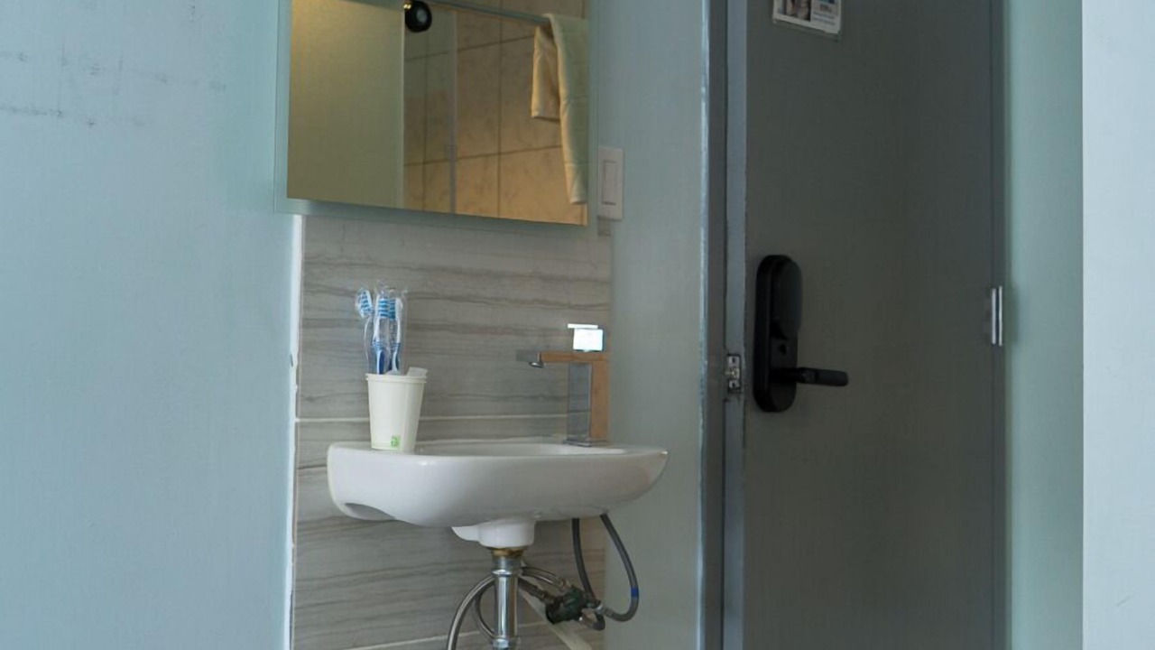 Photo of Bathroom in Cardozo