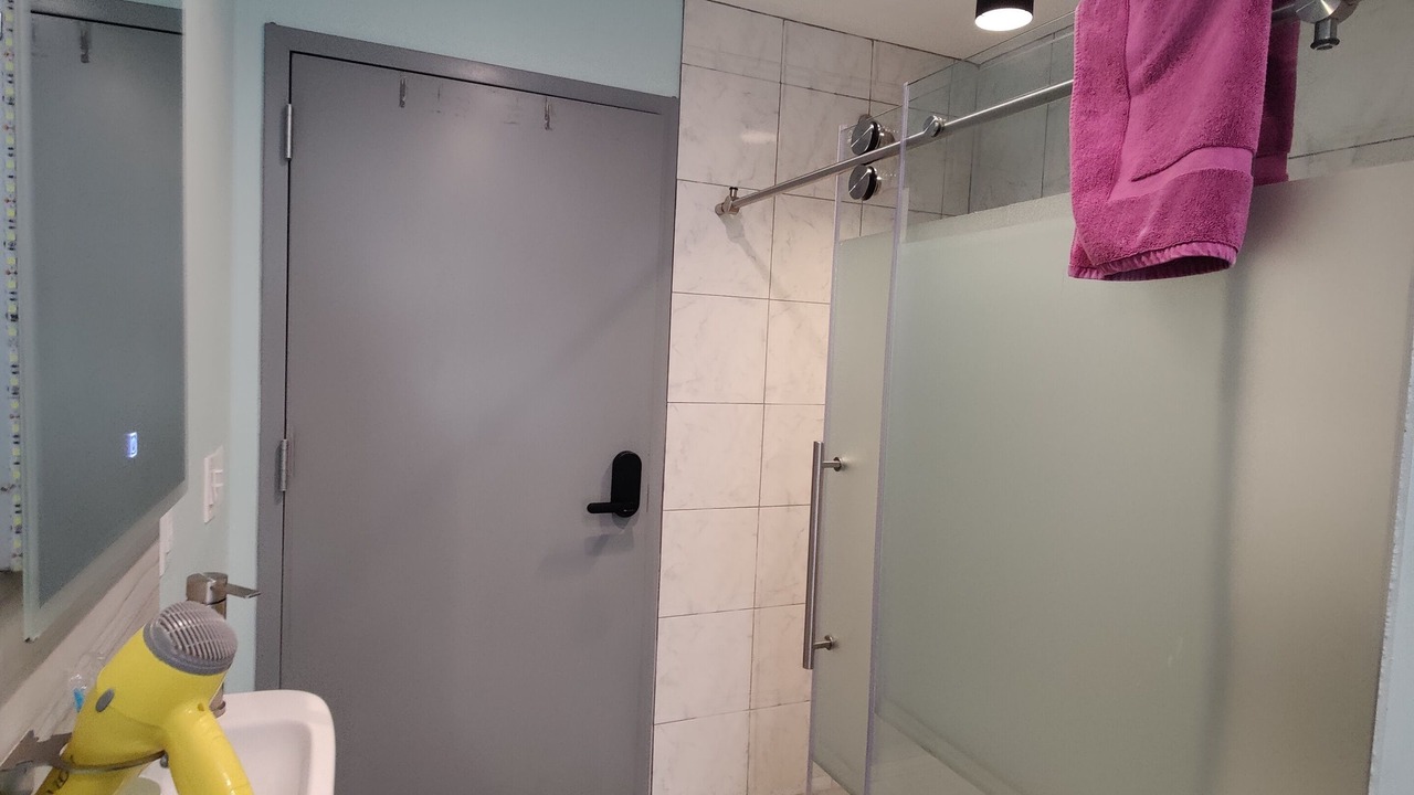 Photo of Bathroom in Cardozo