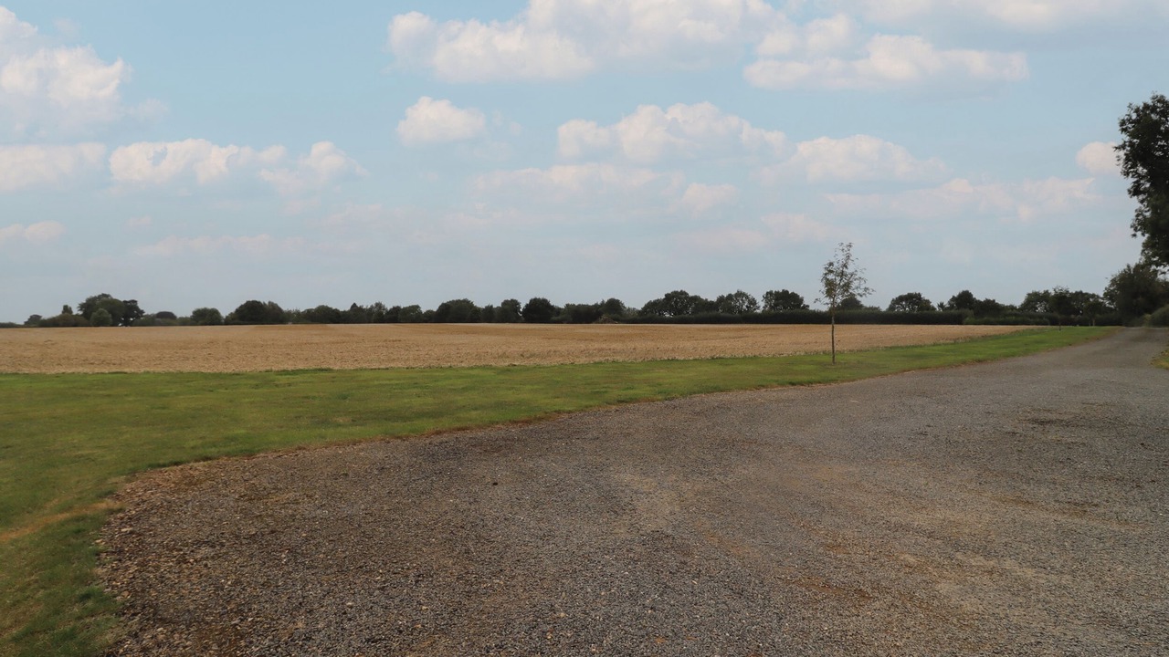 Photo of Others in Hook Norton