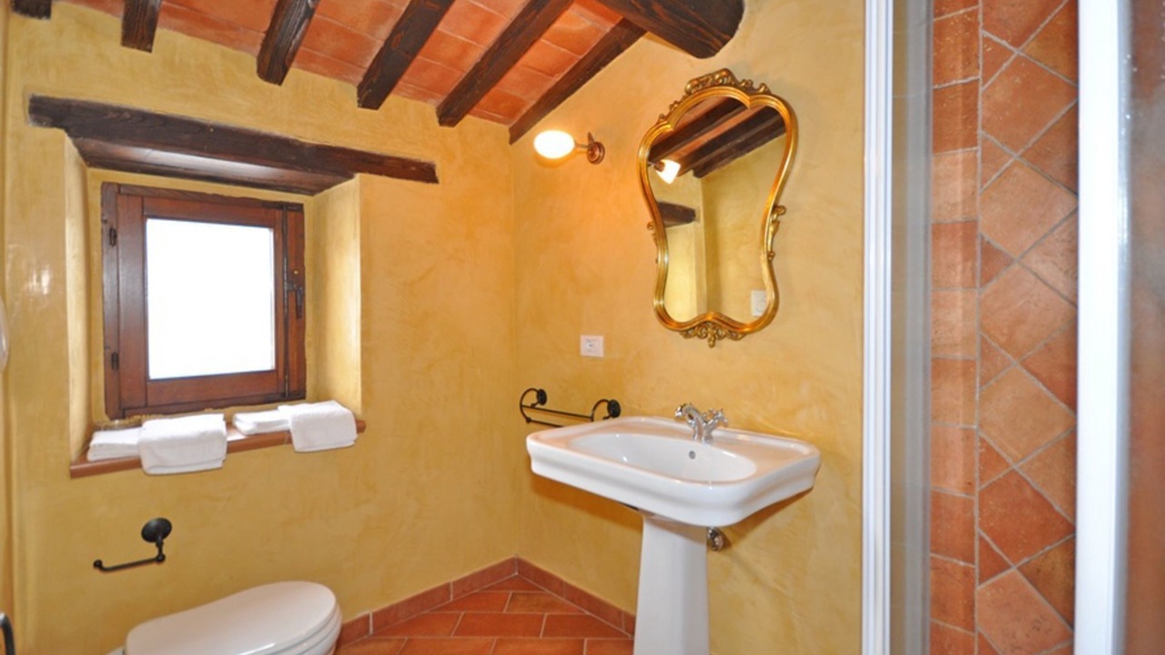Photo of Bathroom in Marradi
