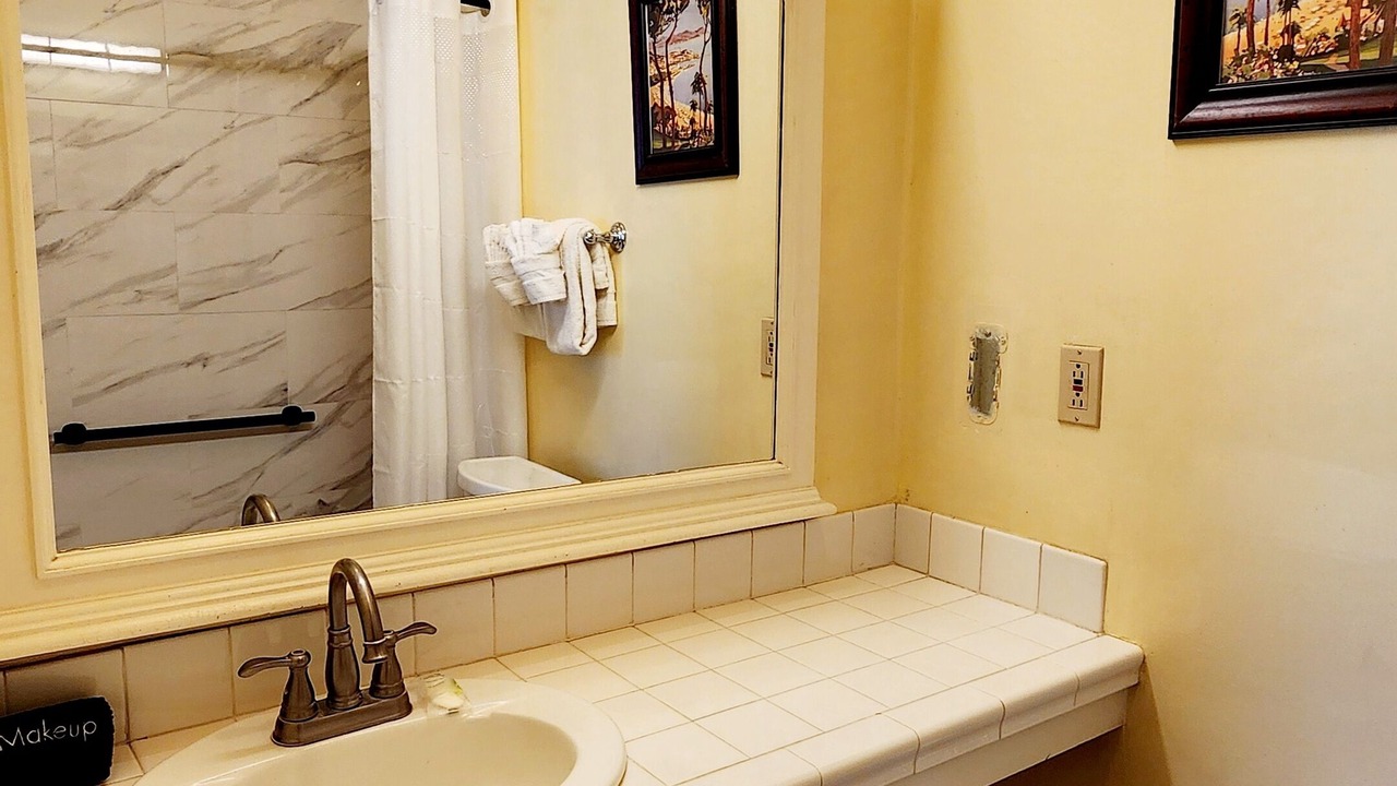 Photo of Bathroom in Santa Paula