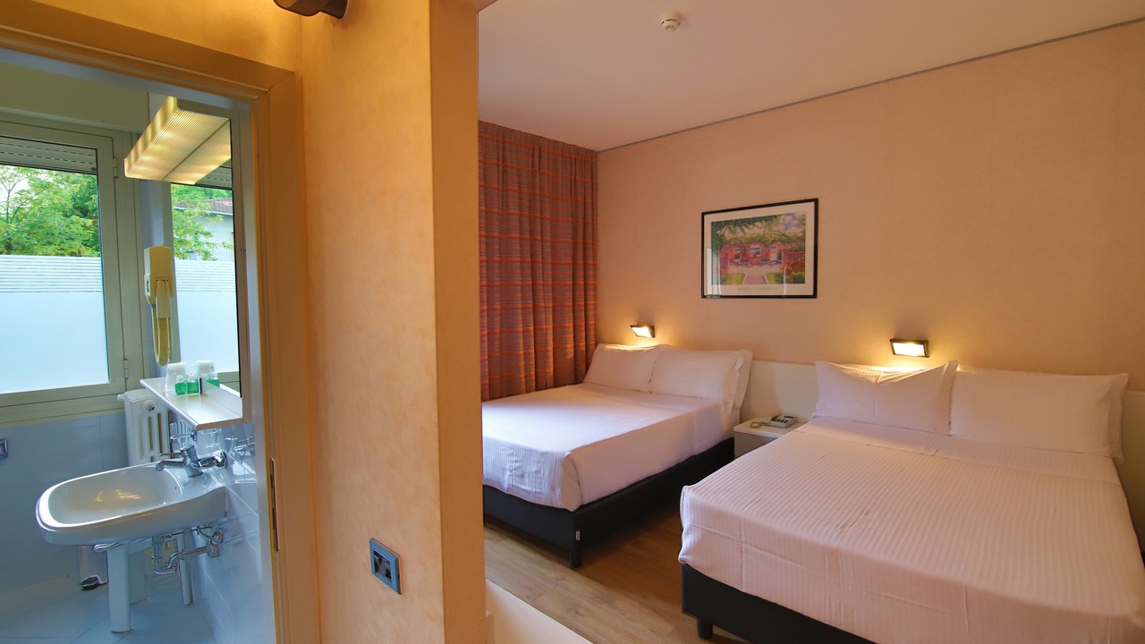 Photo of Bedroom in Tole