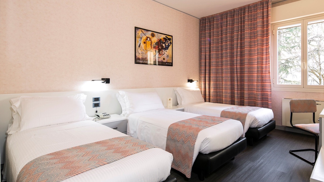 Photo of Bedroom in Tole