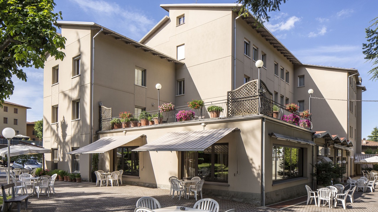 Photo of Patio Balcony in Tole