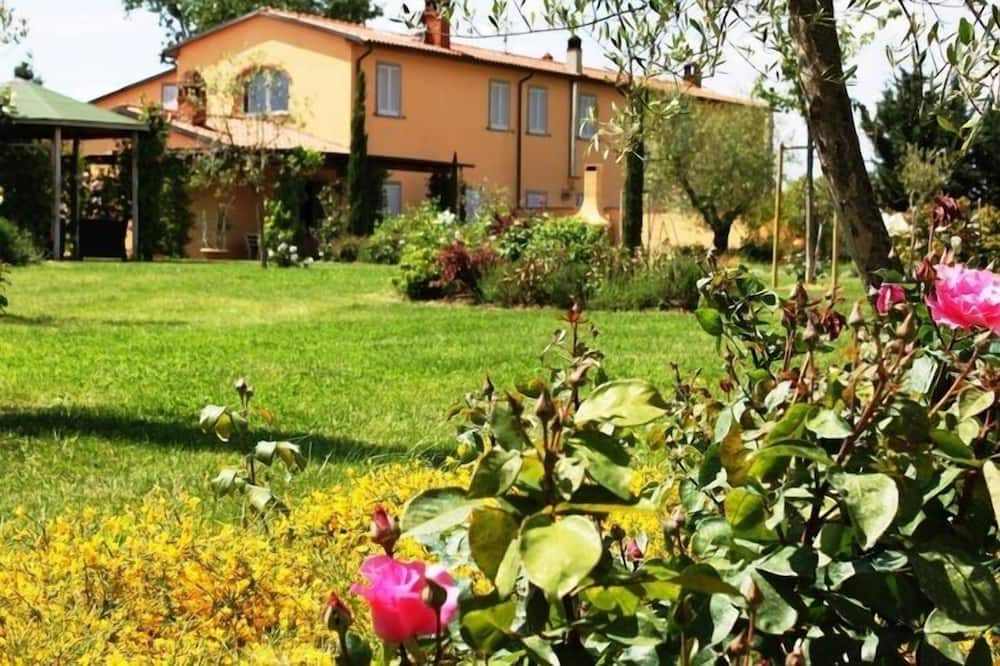 Photo of Outdoor in Le Piazze