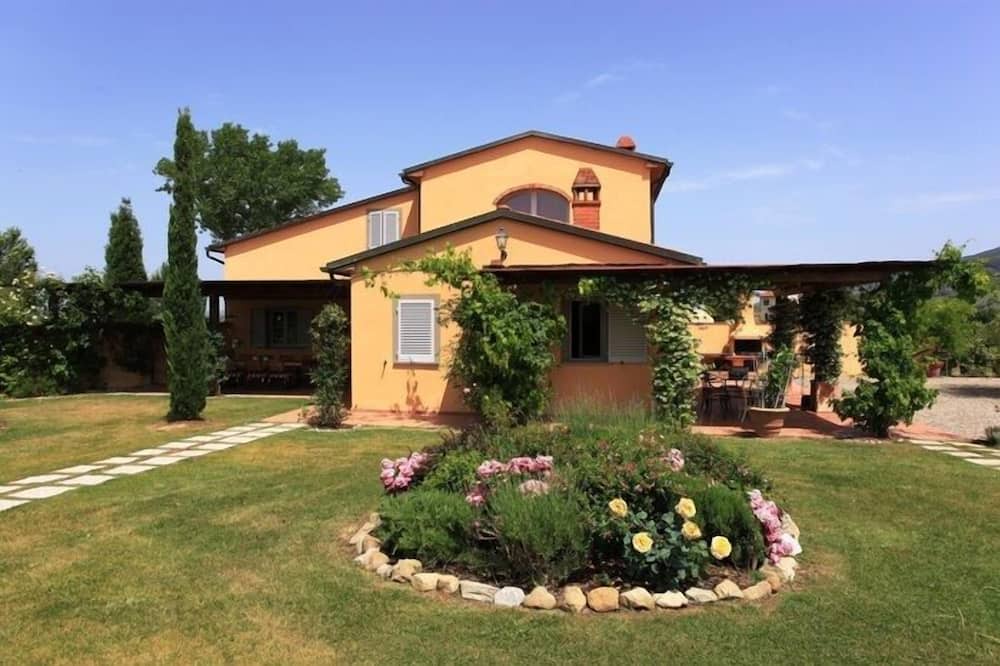 Photo of Outdoor in Le Piazze