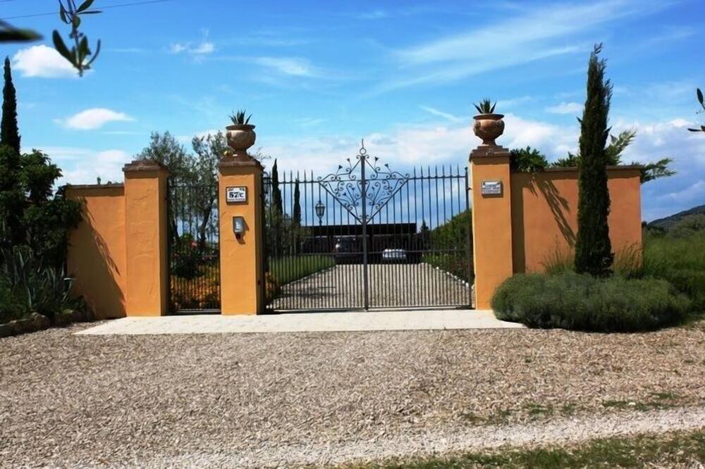 Photo of Outdoor in Le Piazze