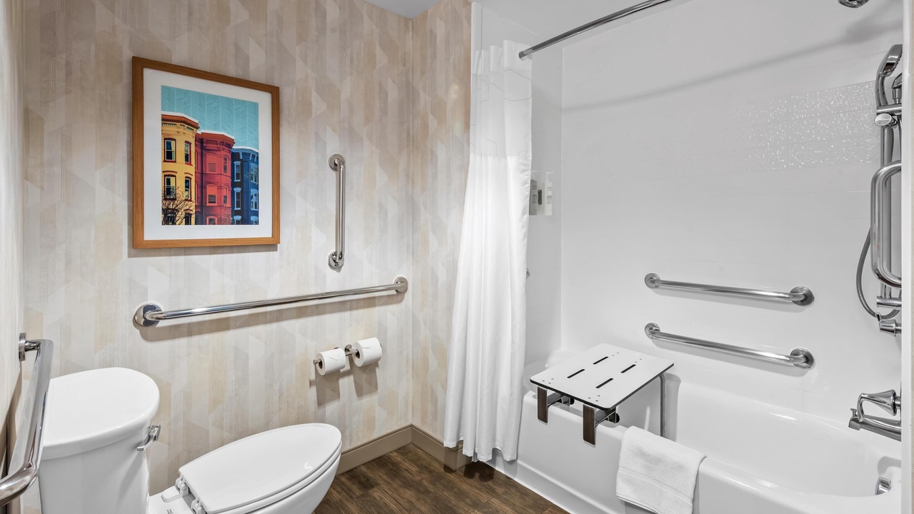 Photo of Bathroom in Glenarden