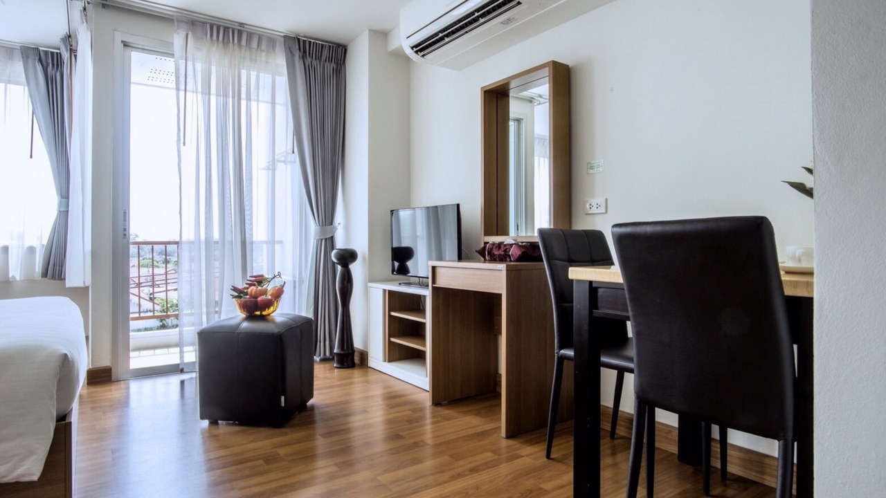 Photo of Livingroom in Tha Tum