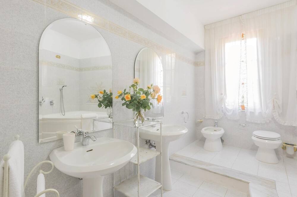 Photo of Bathroom in Scarperia