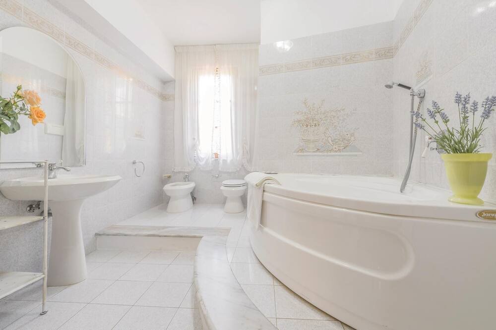 Photo of Bathroom in Scarperia