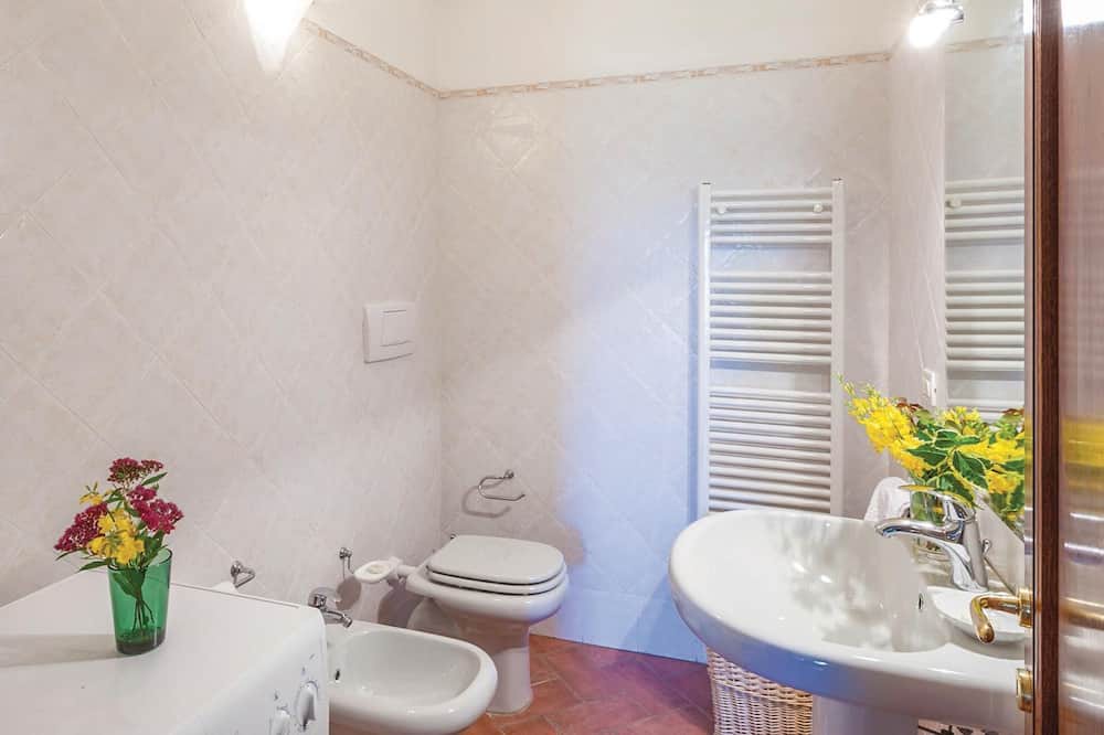 Photo of Bathroom in Subbiano