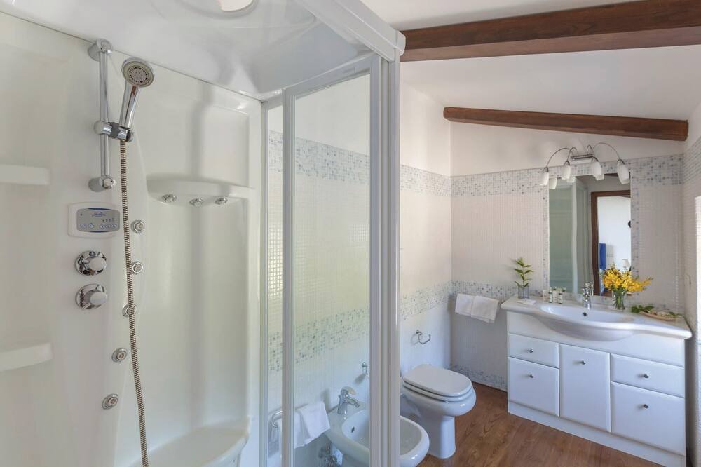 Photo of Bathroom in Subbiano
