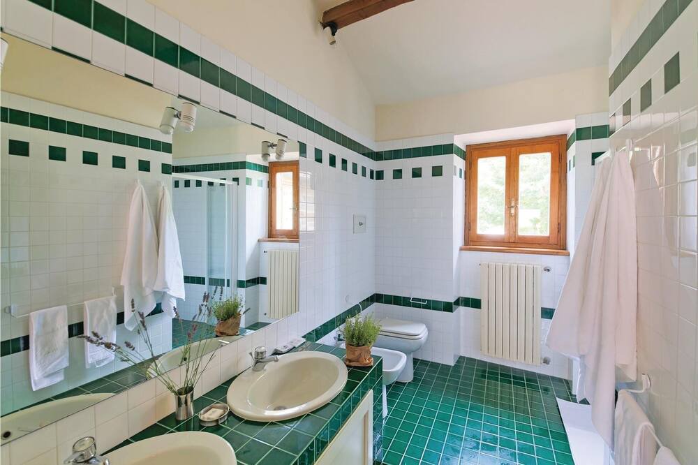 Photo of Bathroom in Subbiano