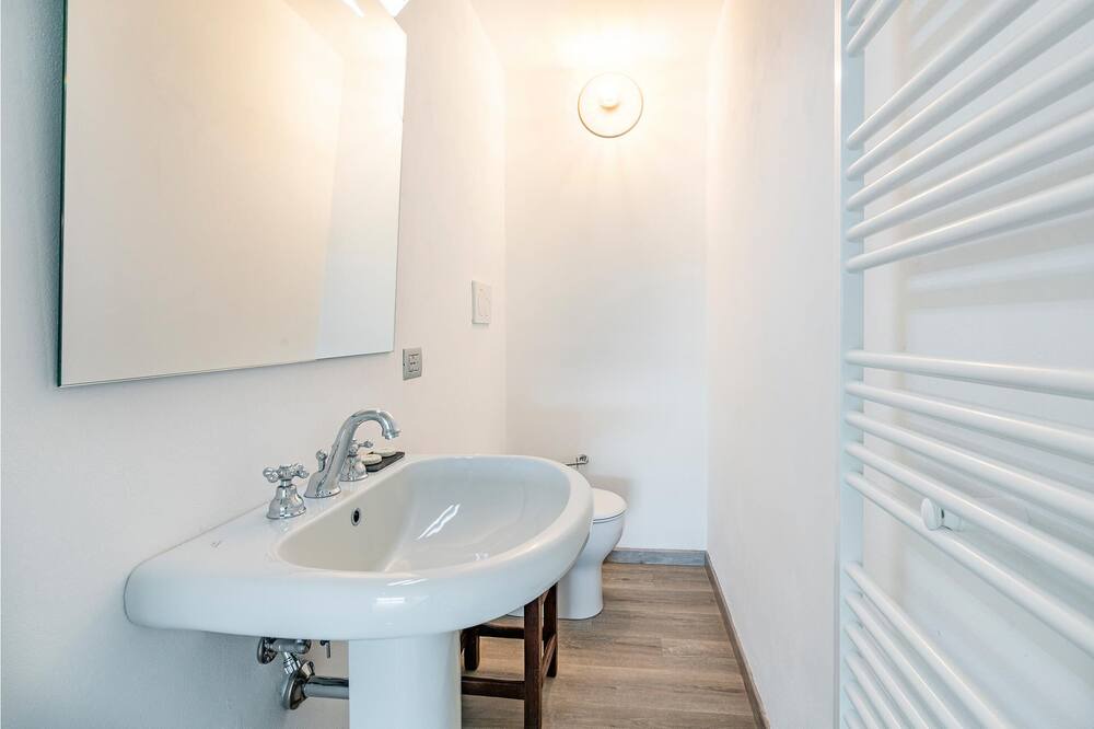 Photo of Bathroom in Subbiano