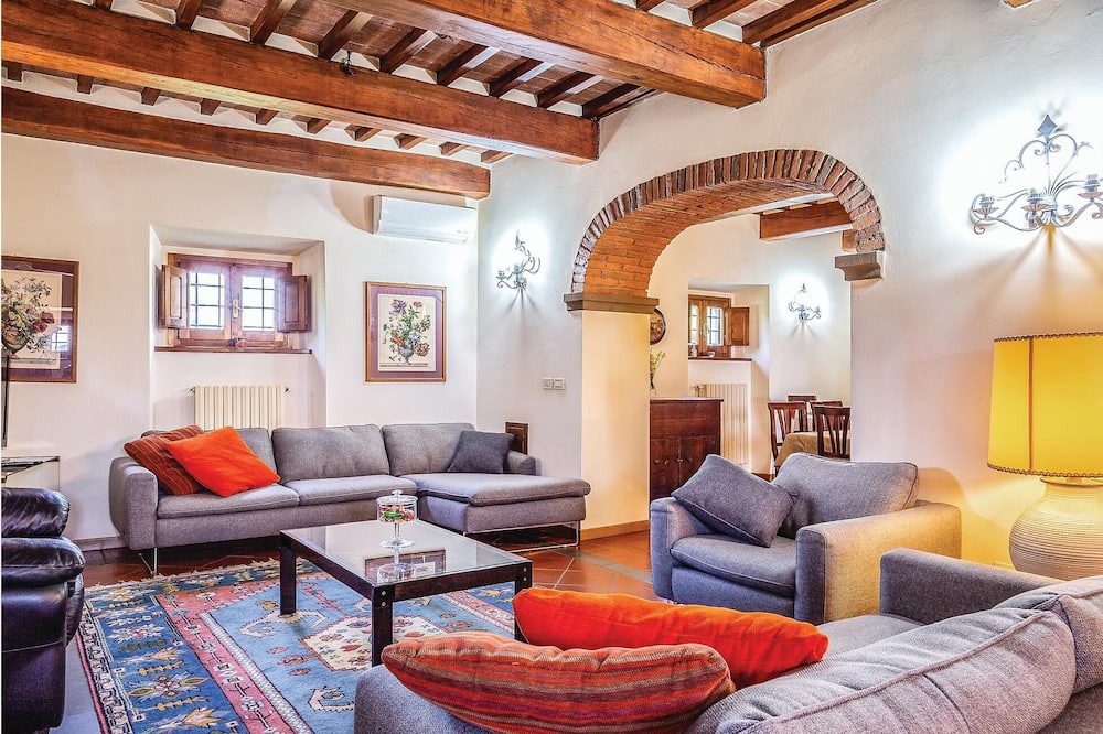 Photo of Bedroom in Subbiano