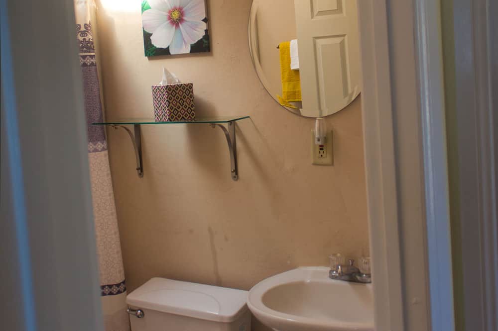 Photo of Bathroom in Camarillo