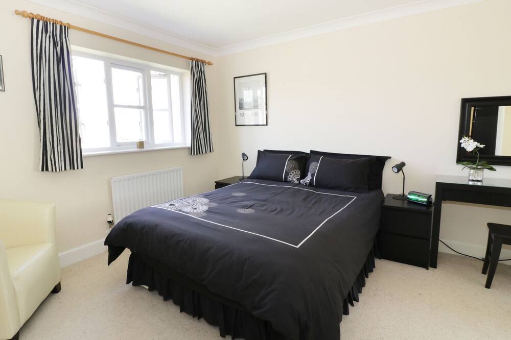 Photo of Bedroom in Shipston on Stour