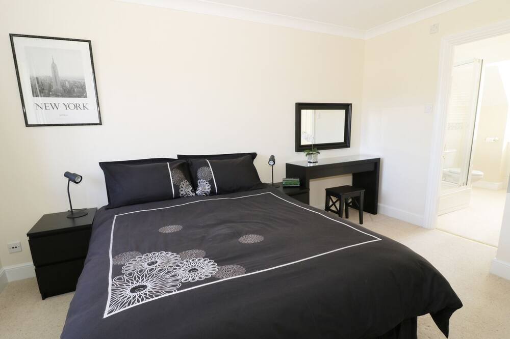 Photo of Bedroom in Shipston on Stour