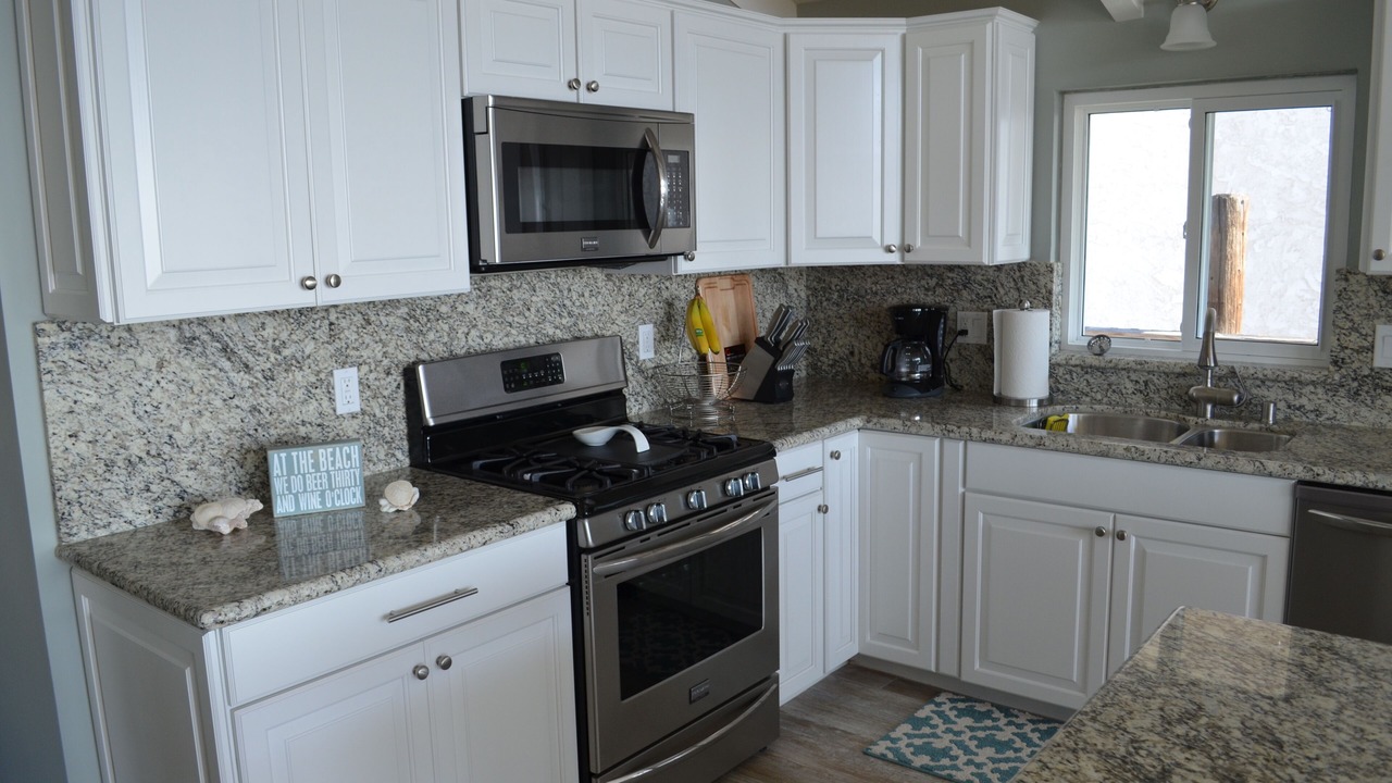 Photo of Kitchen in Faria Beach