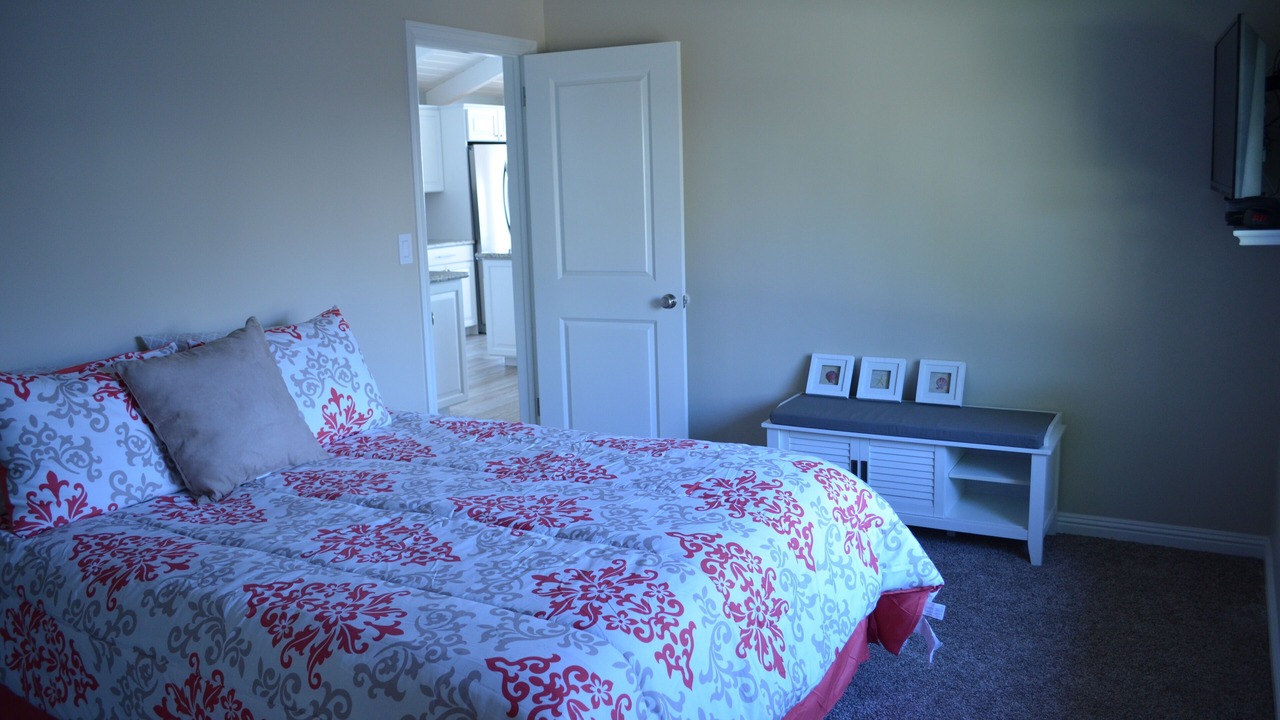 Photo of Bedroom in Faria Beach