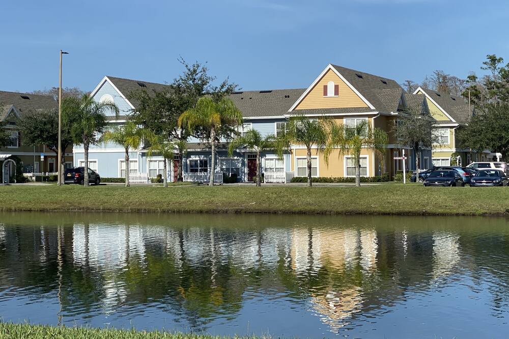 Photo of Outdoor in Venetian Bay Villages