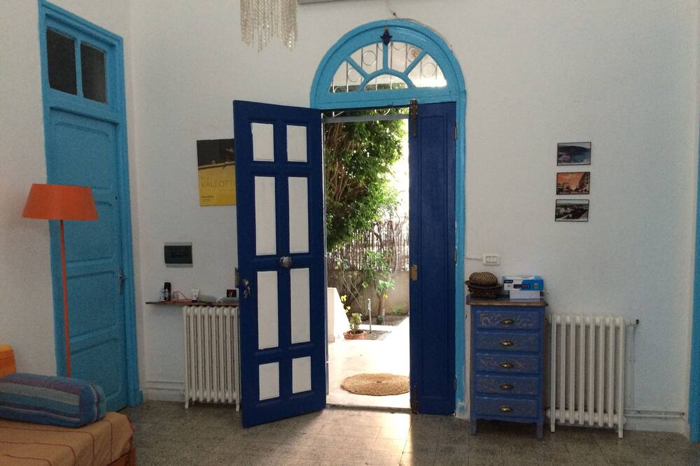 Photo of Bedroom in La Marsa