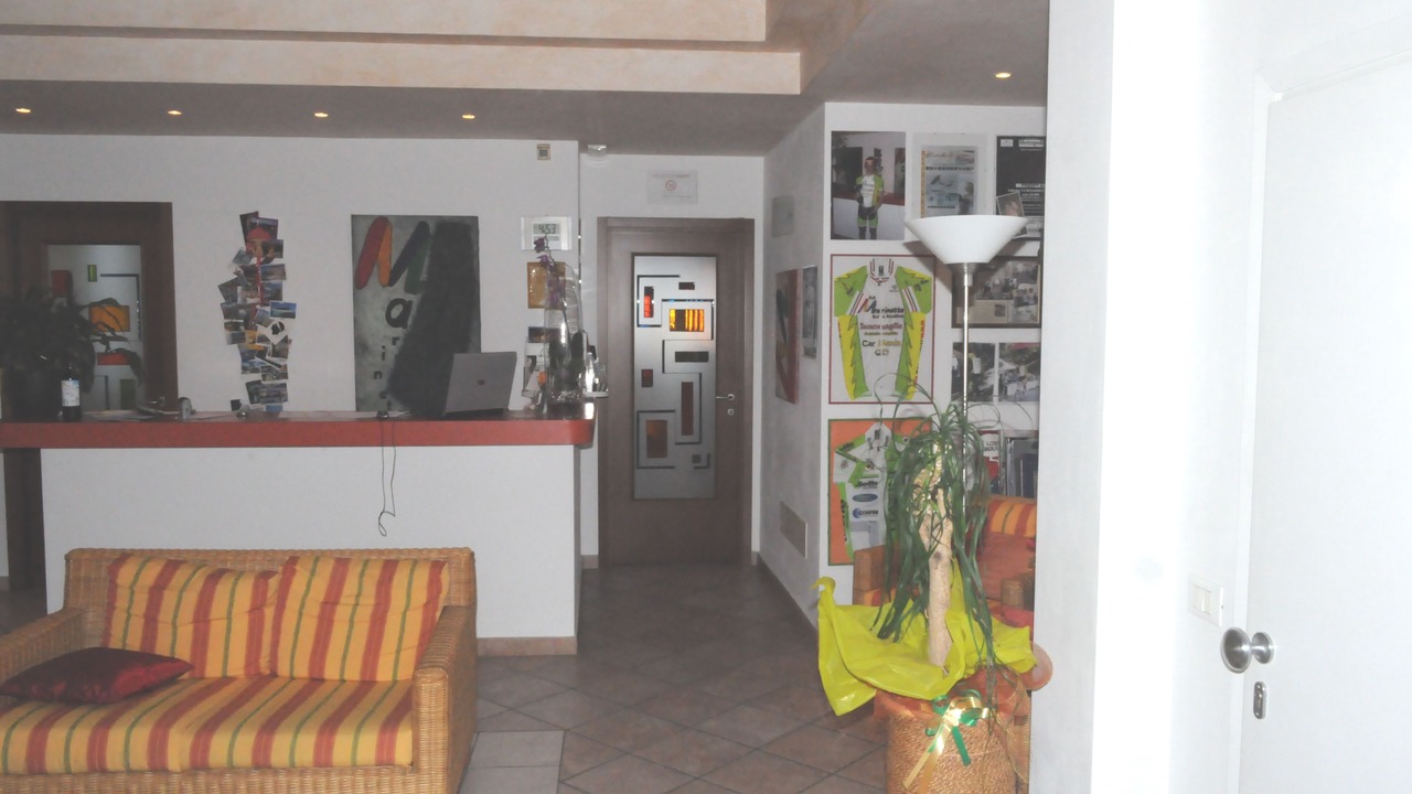 Photo of Others in Signa