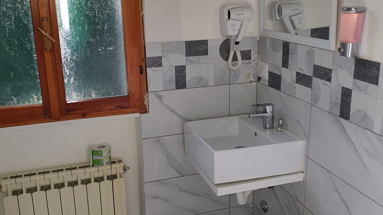 Photo of Bathroom in Lizzano in Belvedere