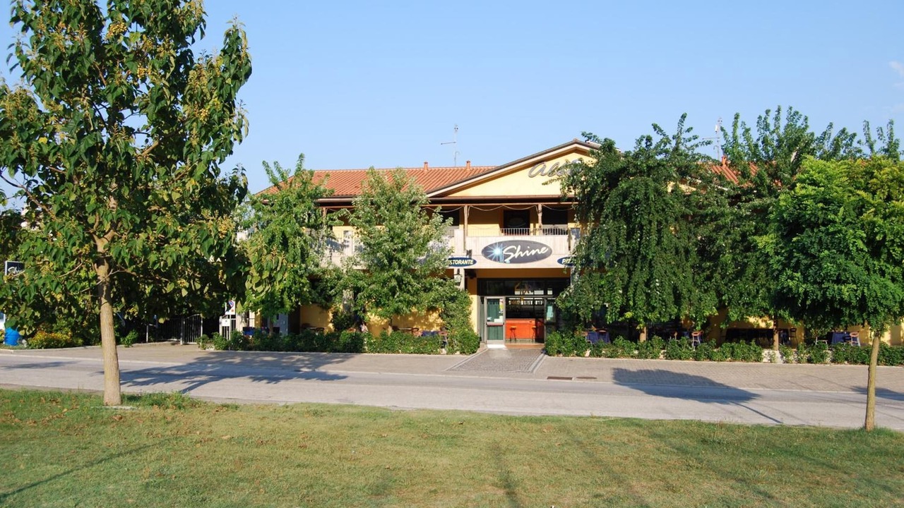 Photo of Outdoor in Furlo