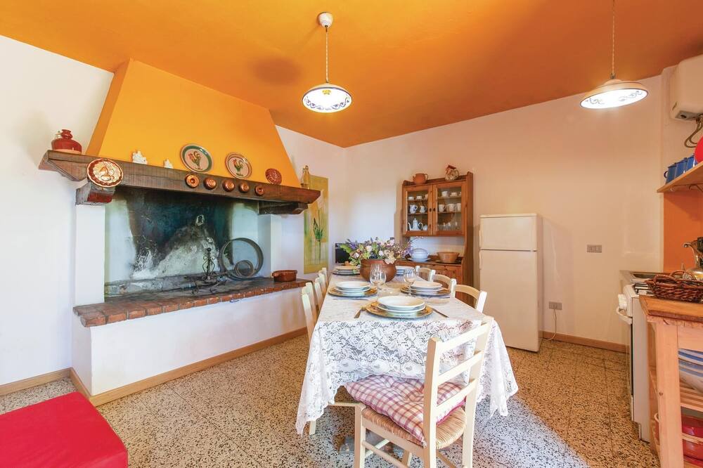 Photo of Bedroom in Montecalvoli