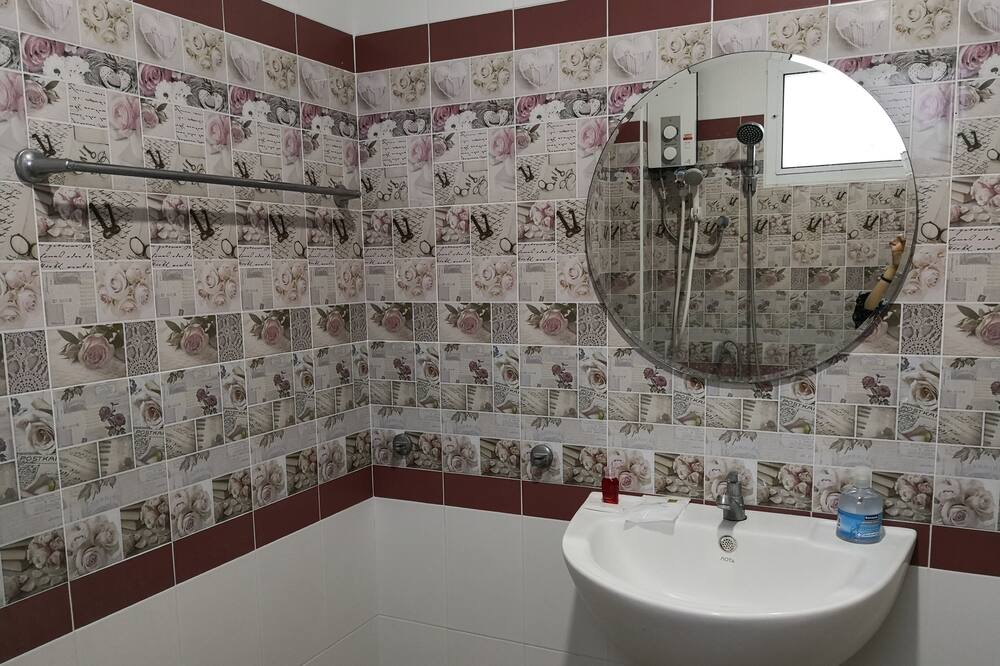 Photo of Bathroom in Si Thep