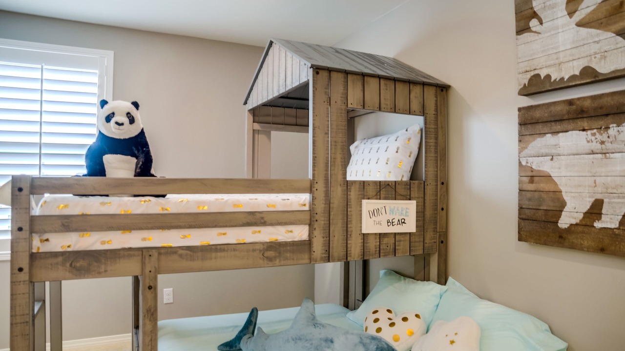 Photo of Bedroom in Corona