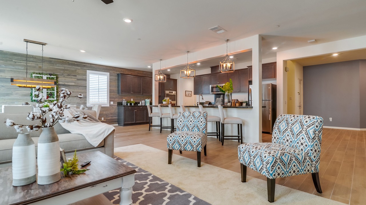 Photo of Livingroom in Corona