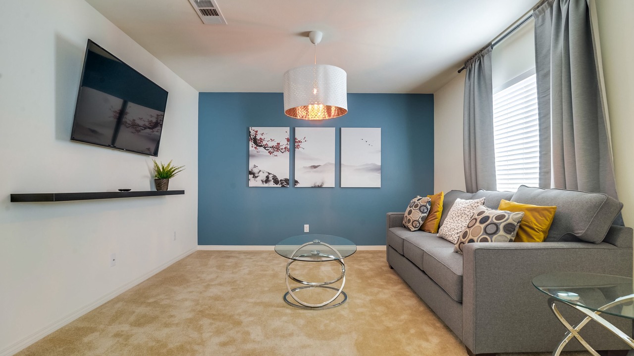 Photo of Livingroom in Corona