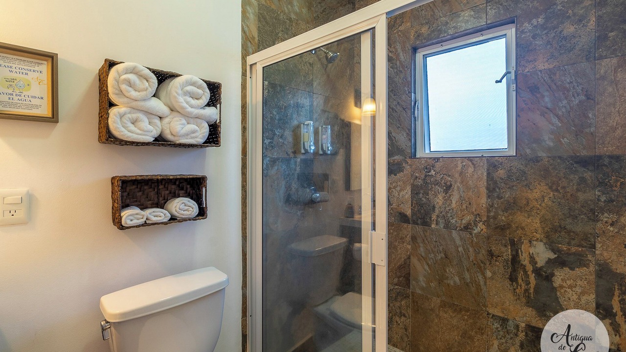 Photo of Bathroom in Pedregal