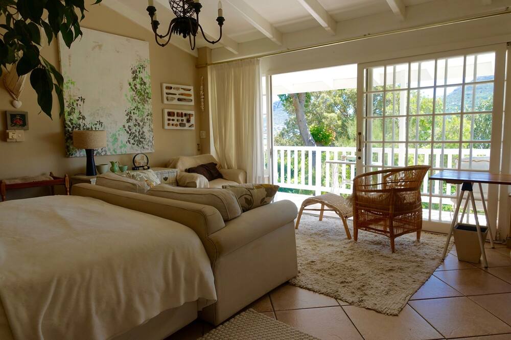 Photo of Bedroom in Scott Estate