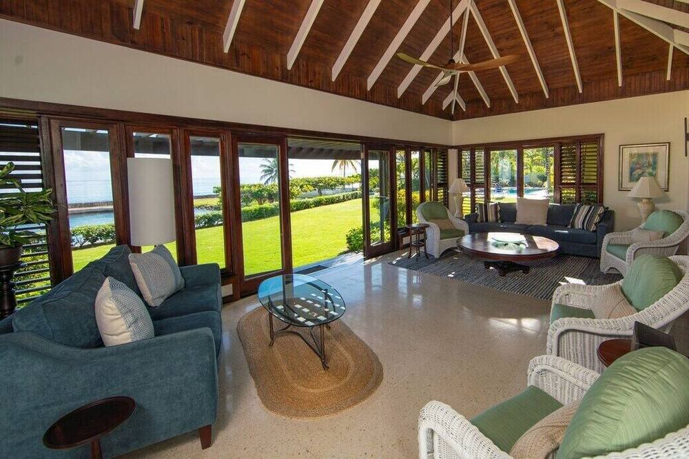 Photo of Livingroom in Mammee Bay
