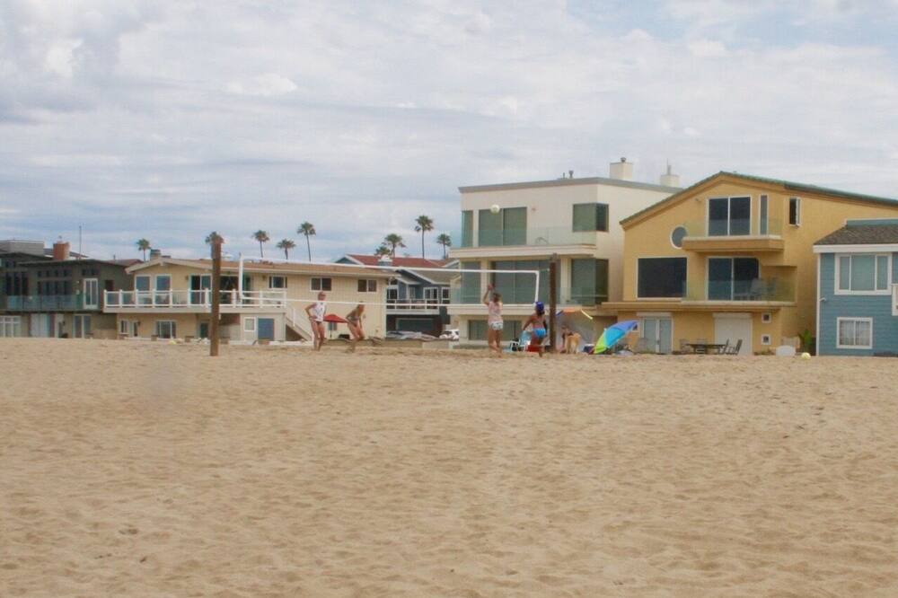 Photo of Others in Hollywood Beach