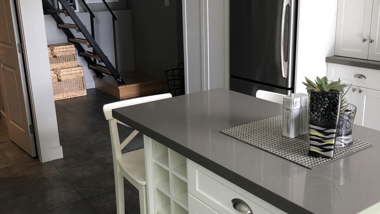 Photo of Kitchen in District of North Vancouver