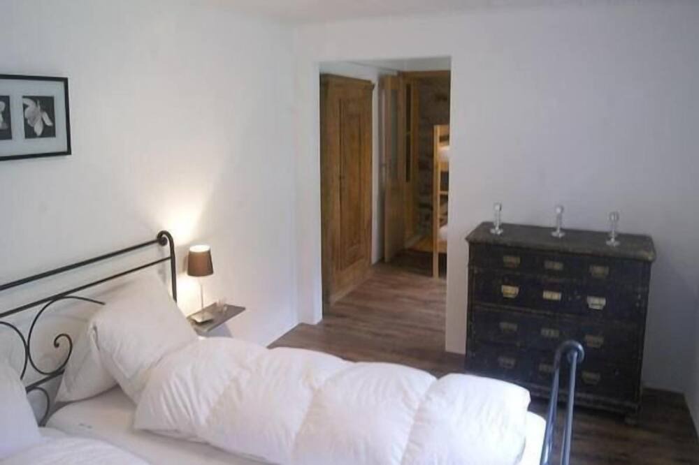 Photo of Bedroom in Poschiavo
