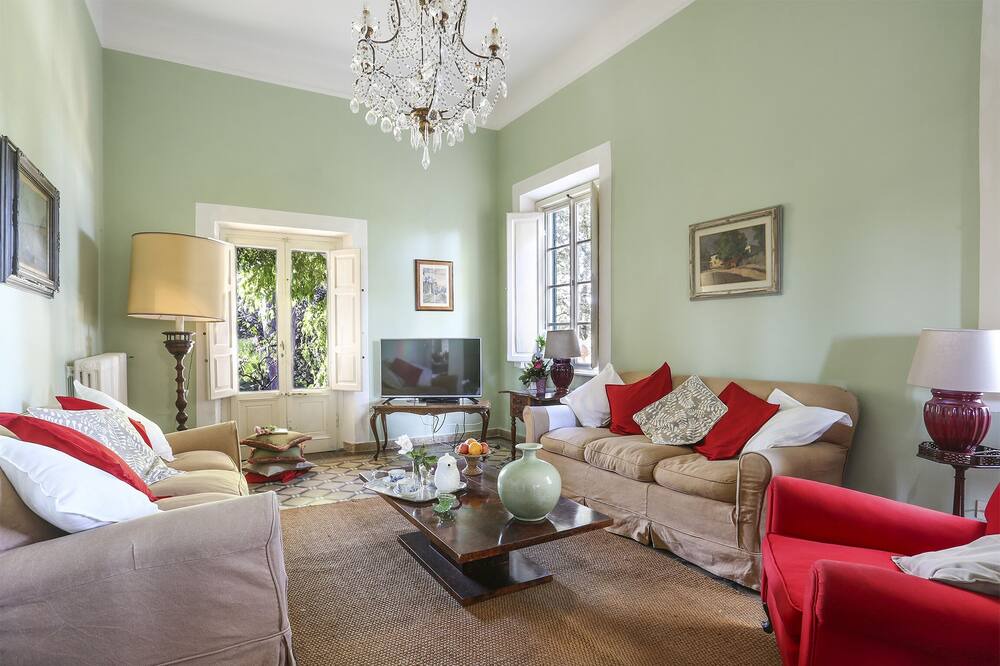 Photo of Livingroom in Fauglia