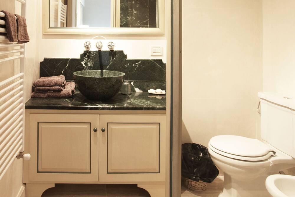 Photo of Bathroom in Forcoli