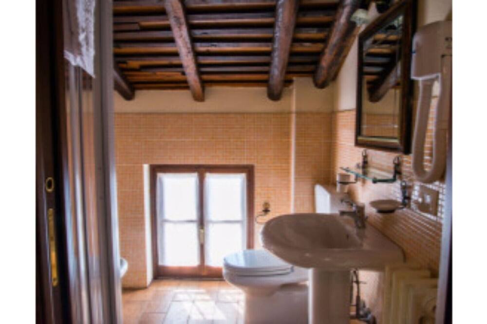 Photo of Bathroom in Gattatico