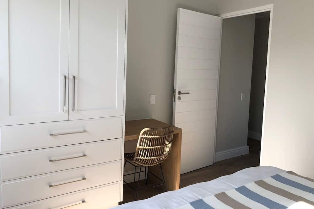 Photo of Bedroom in Hermanus