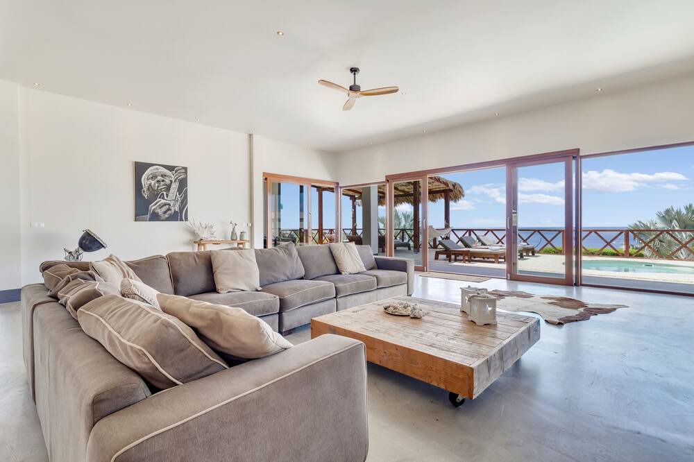 Photo of Livingroom in Sabadeco