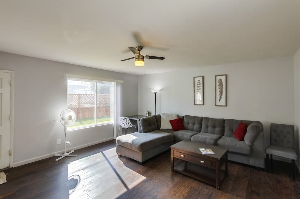 Photo of Livingroom in Morena