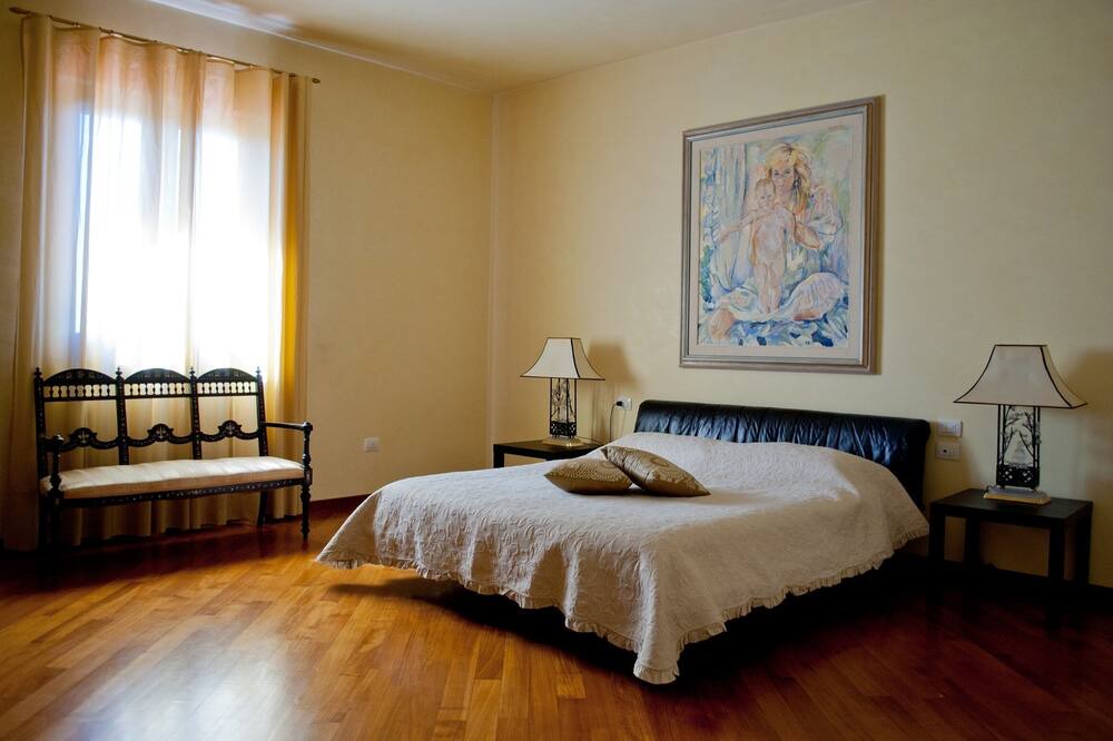 Photo of Bedroom in Prato